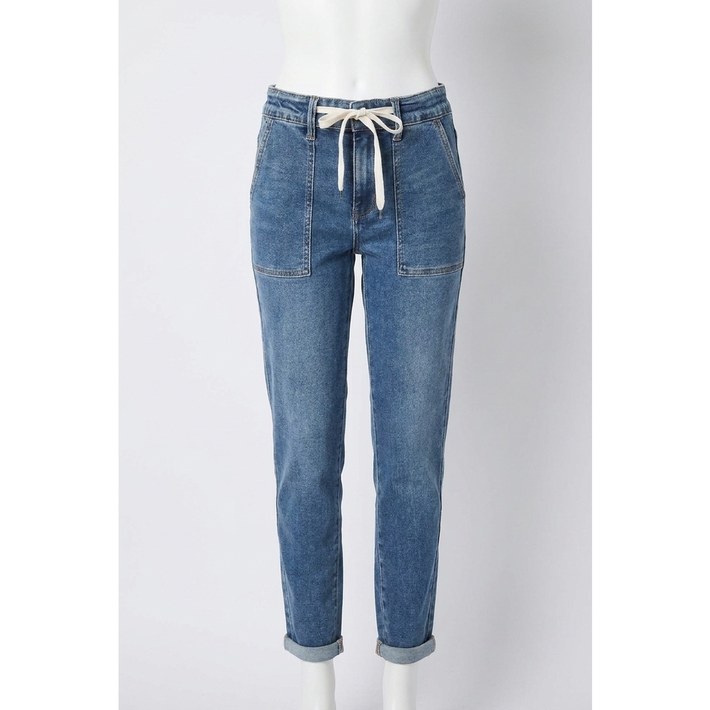 NEW JUDY BLUE high waist non distressed drawstring denim joggers in medium-wash